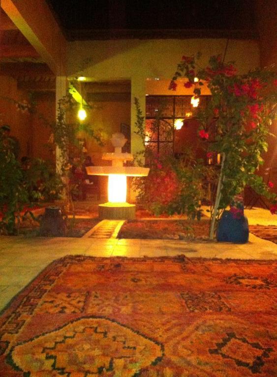 Riad La Maison Du Desert Oulad Driss Exterior photo