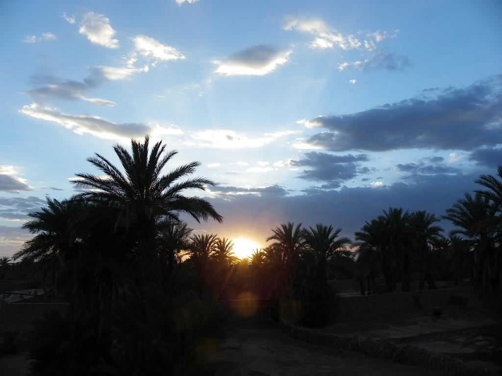 Riad La Maison Du Desert Oulad Driss Exterior photo